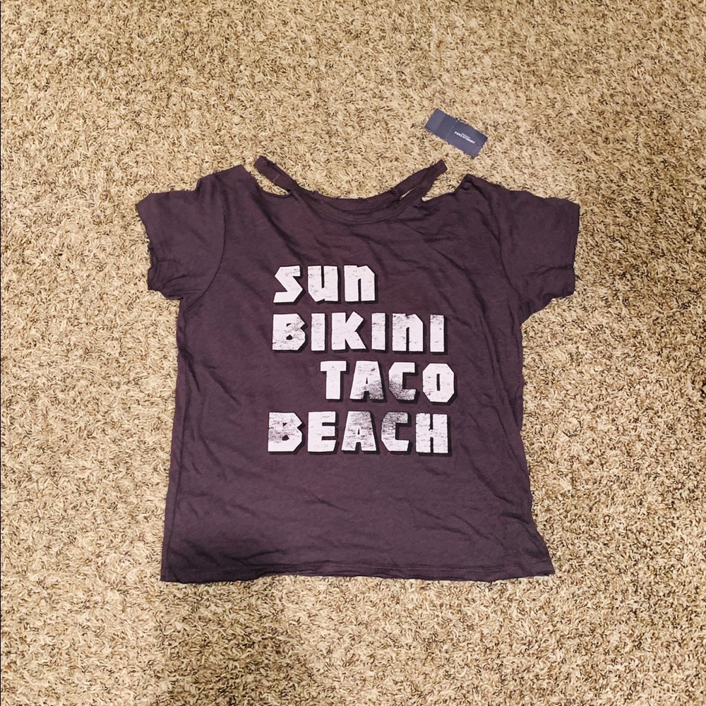 American Eagle t-shirt, NWT